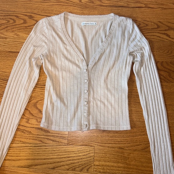 Abercrombie & Fitch Cardigan - Picture 5 of 5